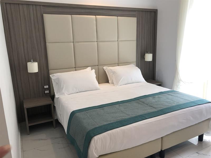 Garibaldi Suite เนเปิลส์ ภายนอก รูปภาพ